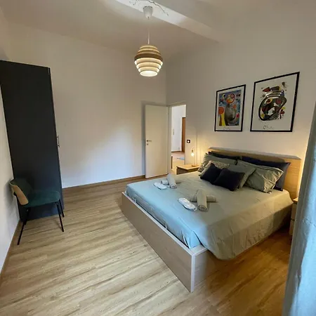 San Vincenzo Modern アパート *