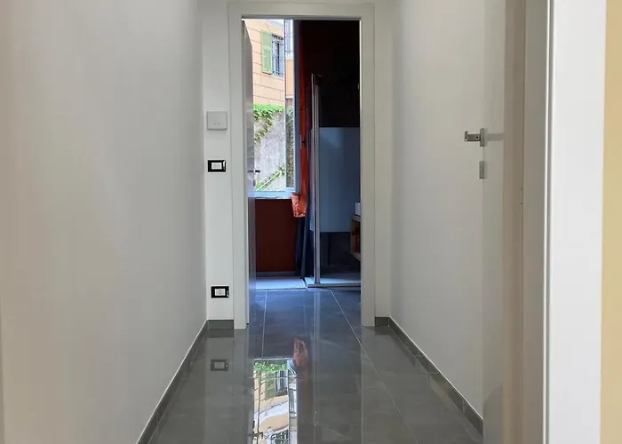 아파트 San Vincenzo Modern